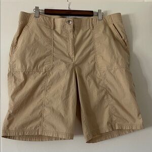 Chico's Light Tan Women's Bermudas